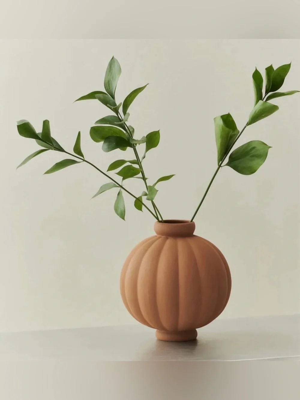 LOUISE roe BALLOON VASE 01 SANDED OCKER